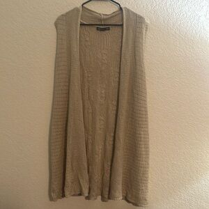 Lauren Michelle crochet sleeveless beige duster